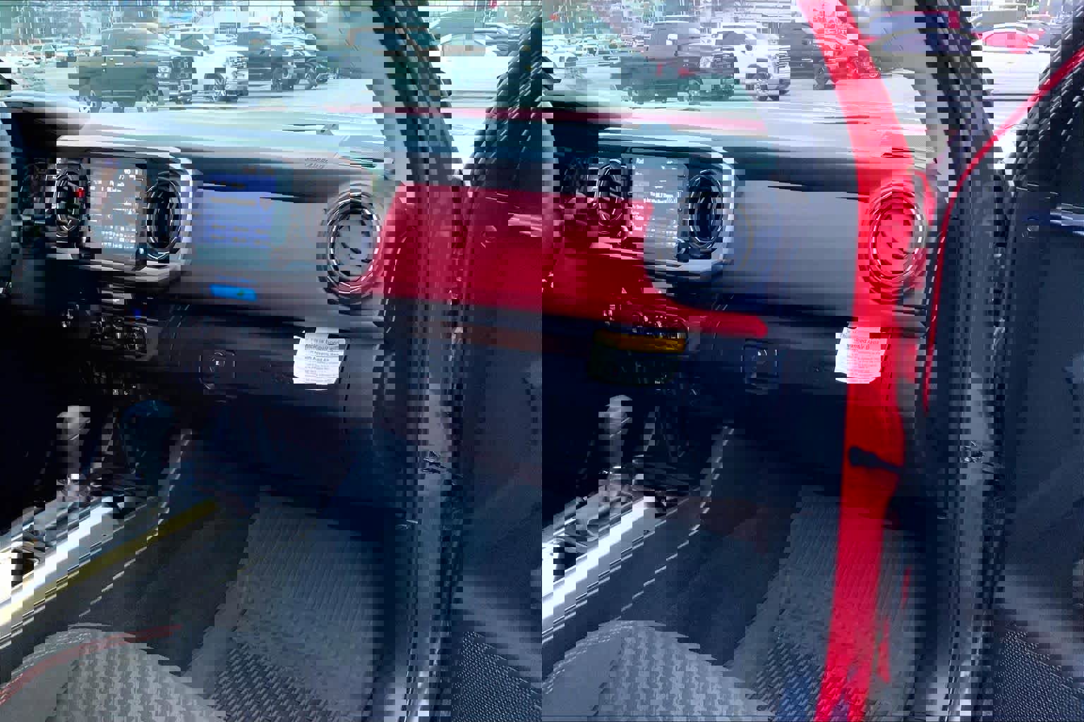 Used 2023 Toyota Tacoma SR5 w/ Technology Package image 18