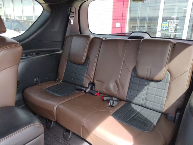 Used 2019 Nissan Armada Platinum w/ Captain's Chairs Package image 15