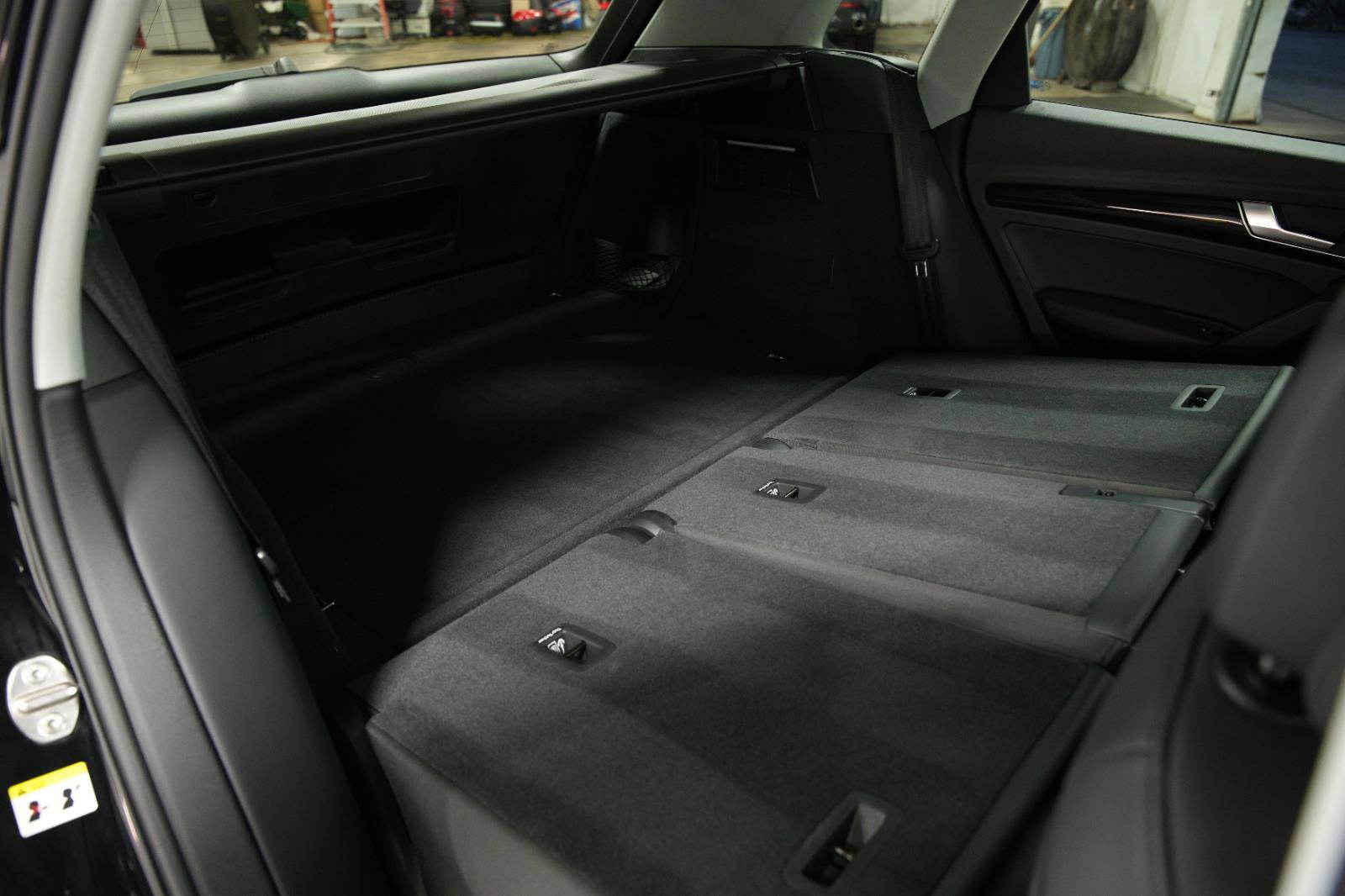 Used 2019 Audi Q5 2.0T Premium w/ Convenience Package image 17