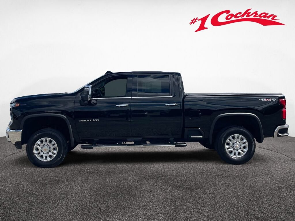Used 2024 Chevrolet Silverado 3500 LTZ w/ LTZ Convenience Package AWD/4WD image 21