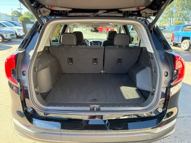 Certified 2023 GMC Terrain SLE w/ Driver Convenience Package AWD/4WD image 26