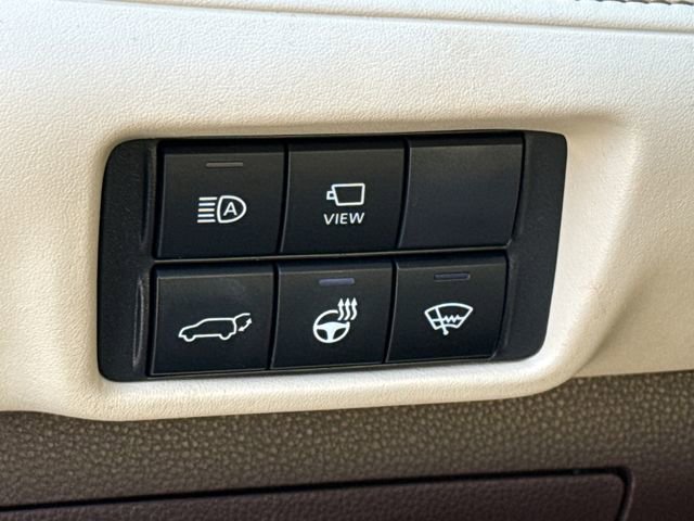 Used 2020 Toyota Highlander Platinum FWD image 22