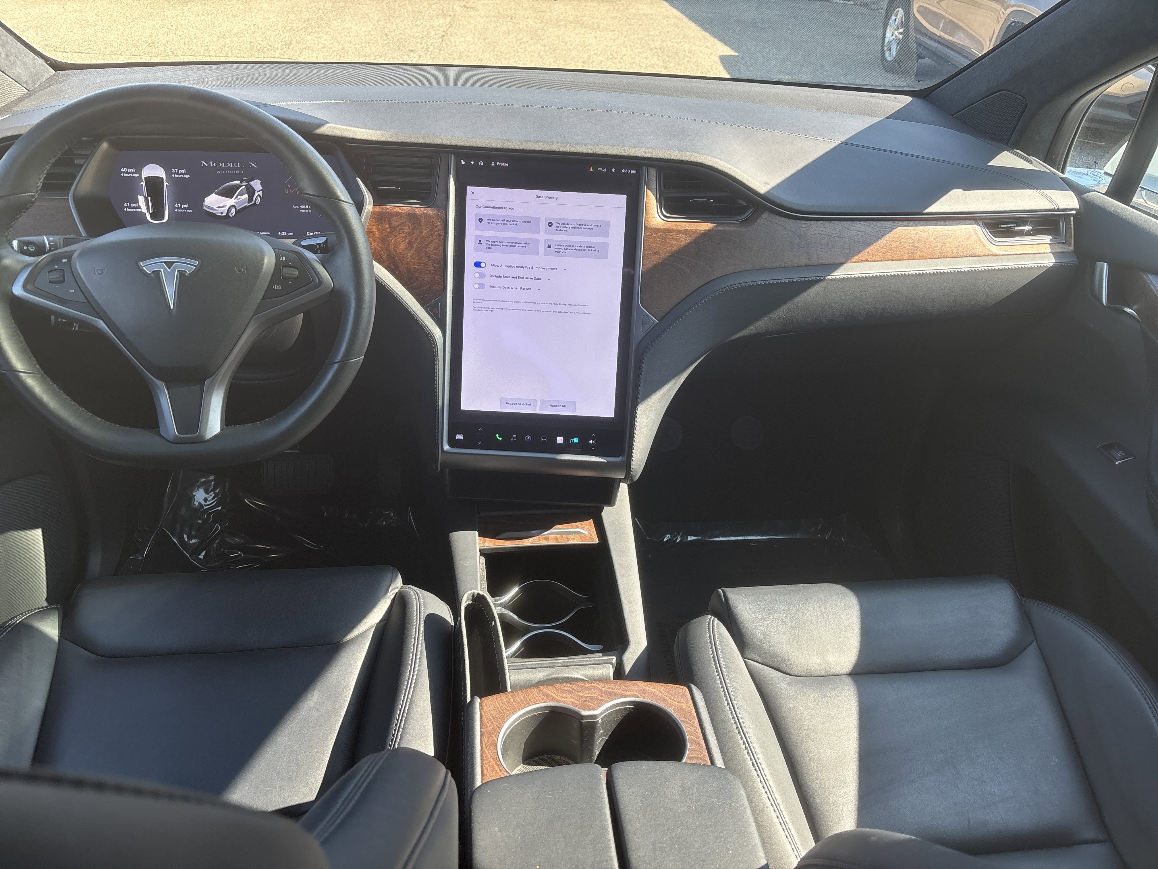 Used 2020 Tesla Model X Long Range image 15