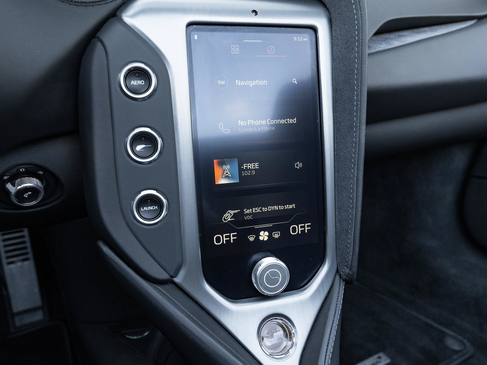 Used 2024 McLaren 750S Spider RWD image 38
