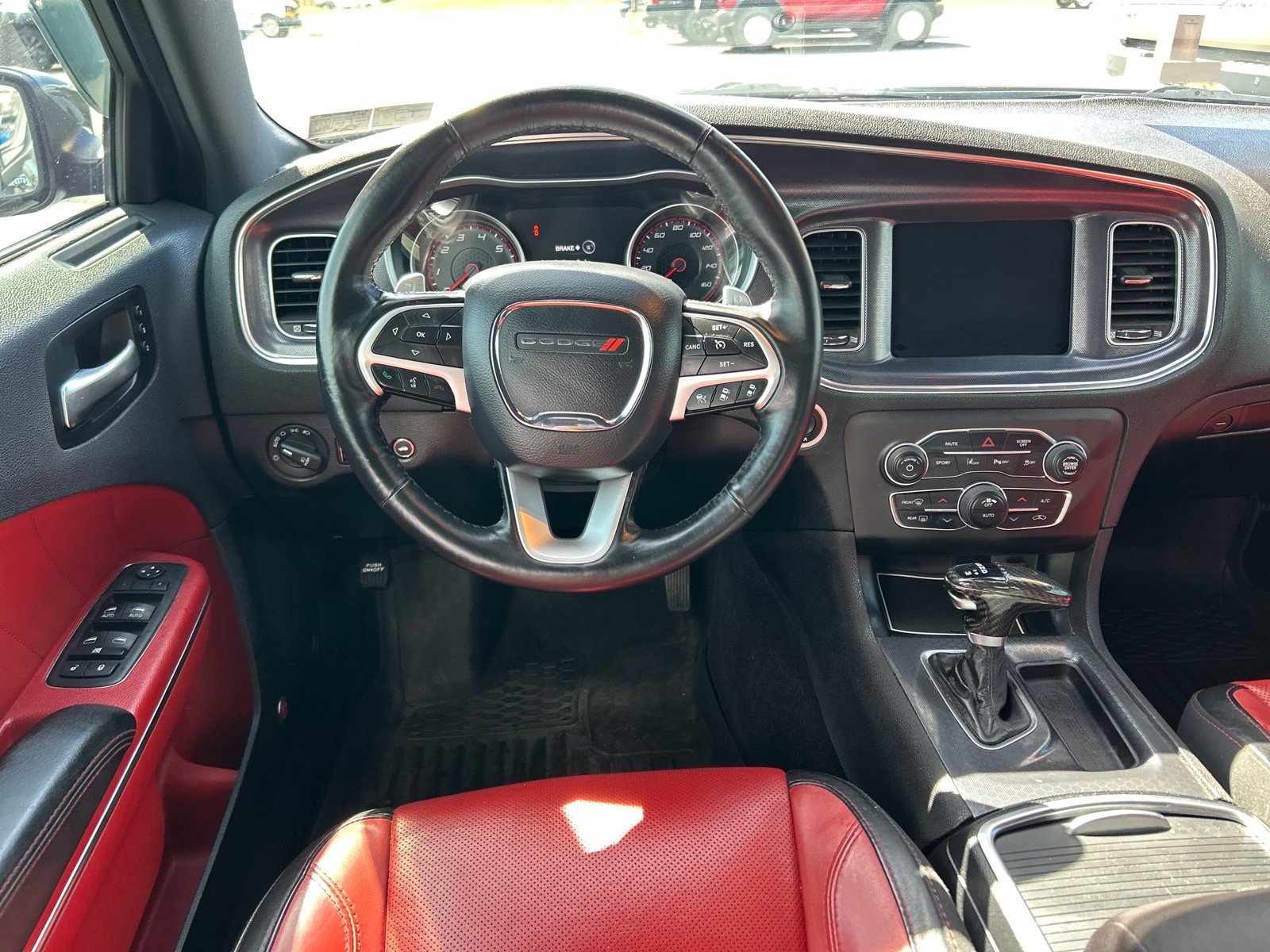 Used 2017 Dodge Charger R/T w/ Premium Group image 2