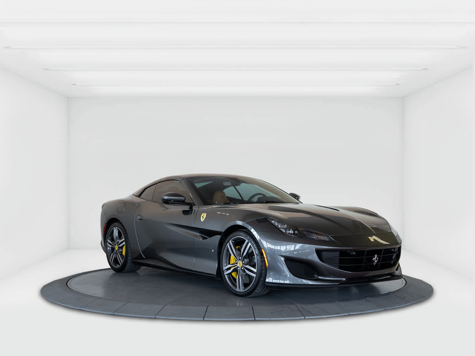 Certified 2019 Ferrari Portofino image 7