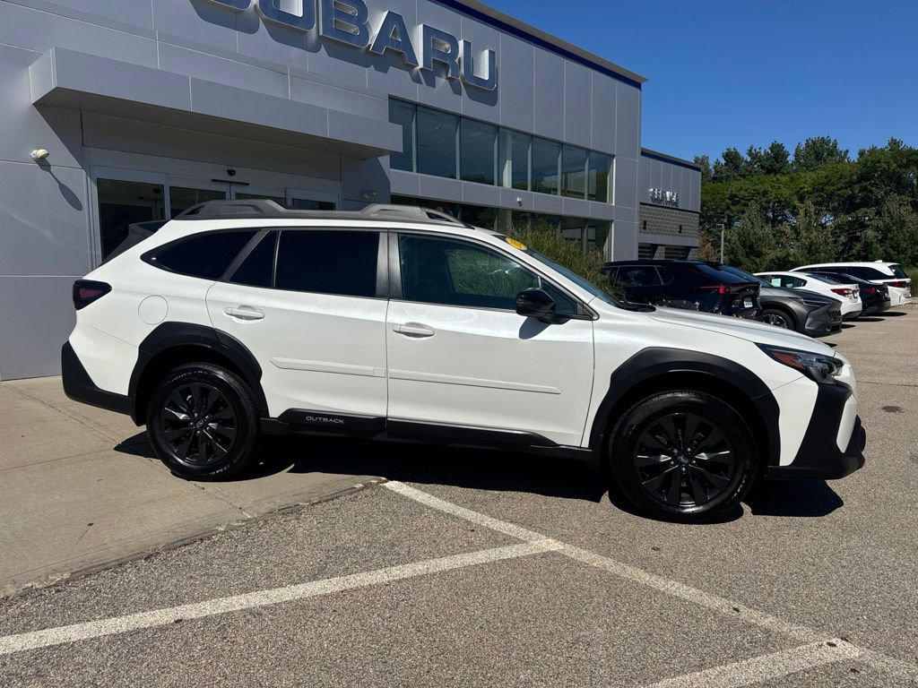 Used 2023 Subaru Outback Onyx Edition AWD/4WD image 6