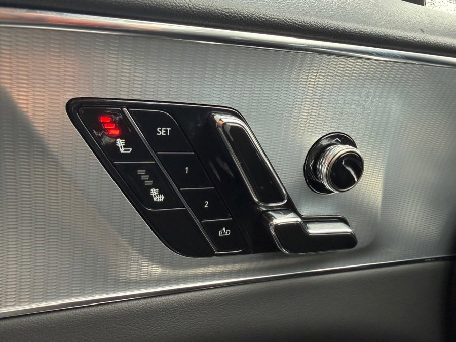 Used 2024 Cadillac Lyriq Tech w/ LPO, Floor Liner Package image 10