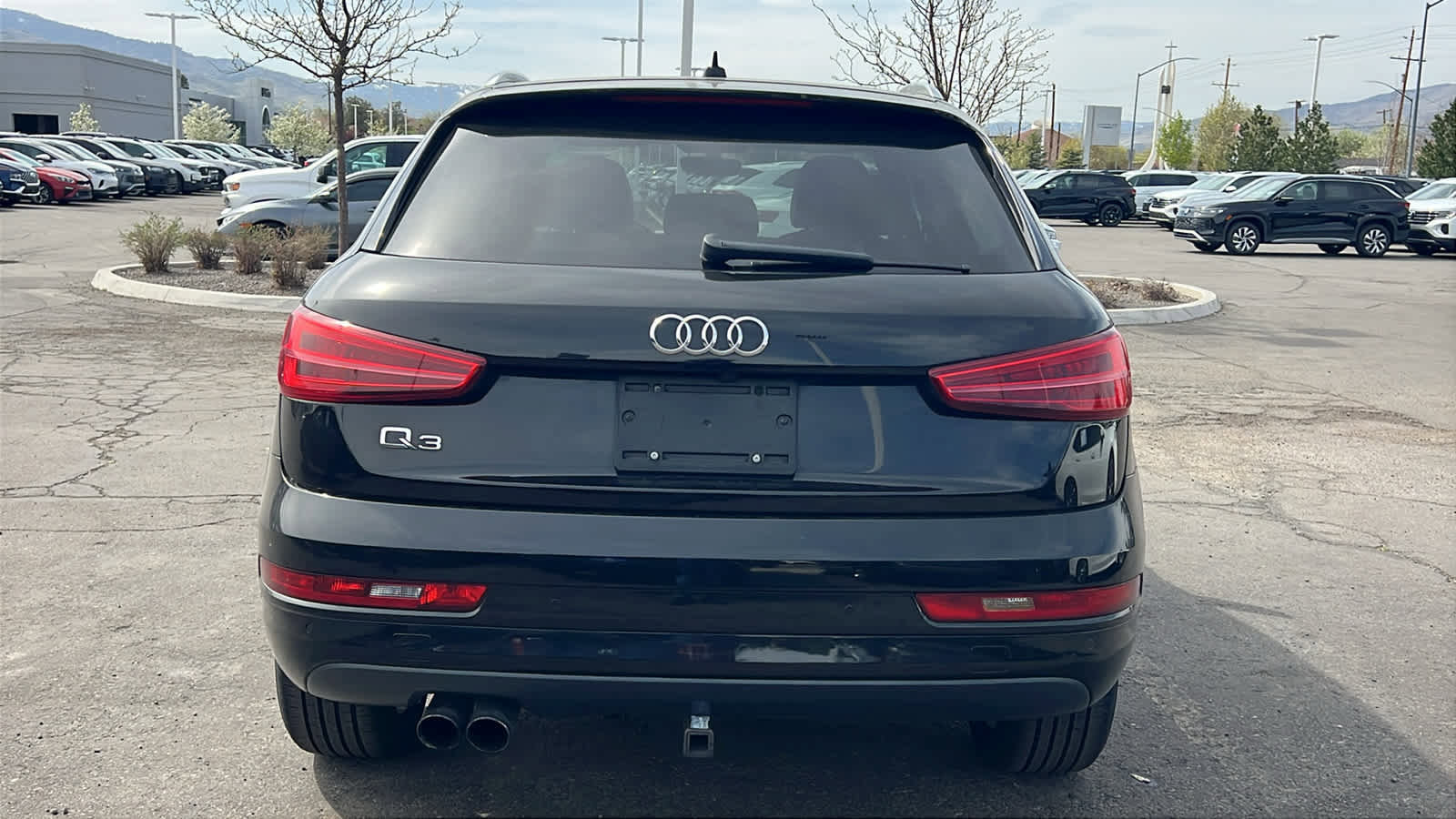 Used 2018 Audi Q3 2.0T Premium Plus w/ Premium Plus Package image 6