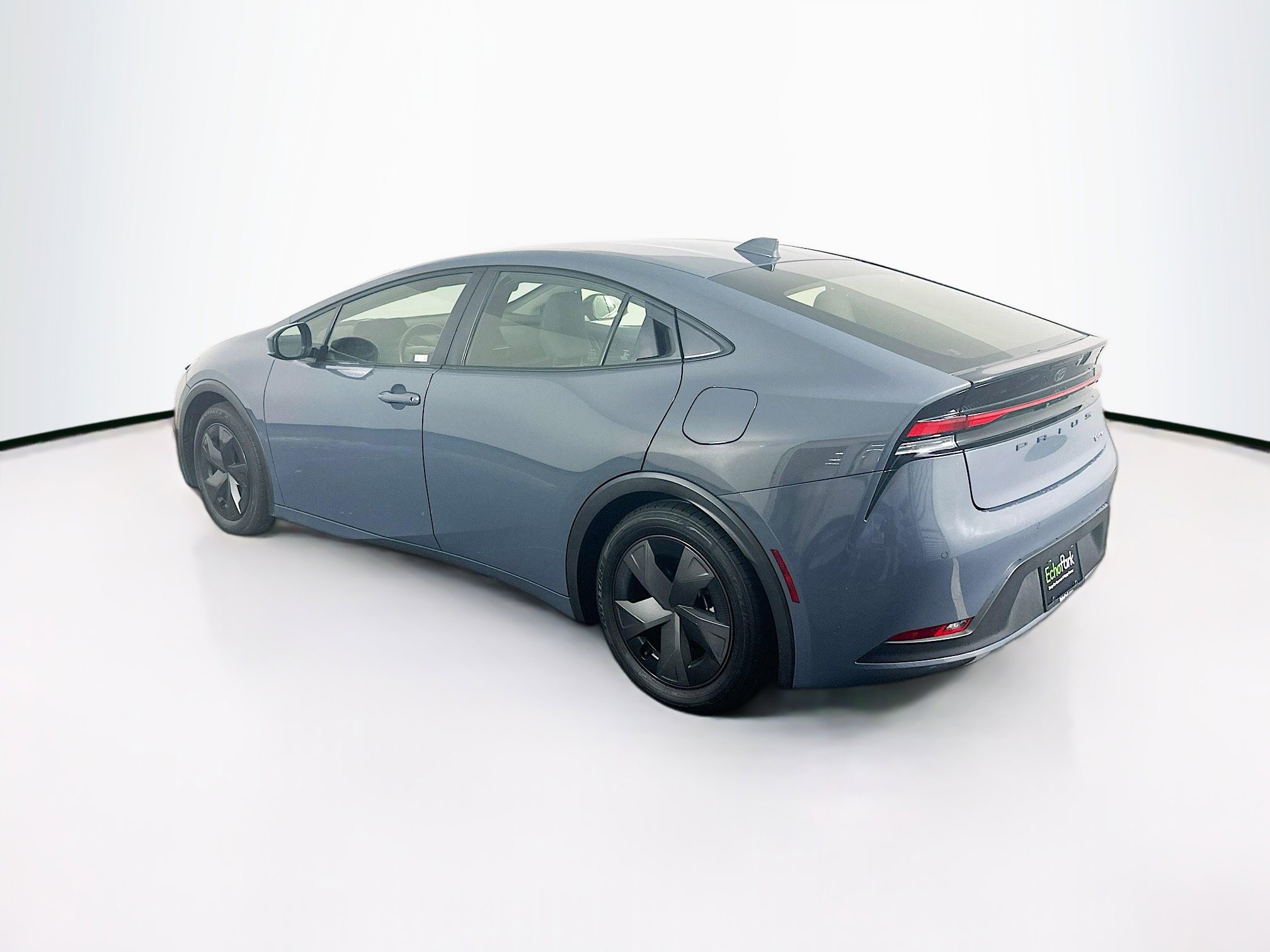 Used 2024 Toyota Prius LE image 5