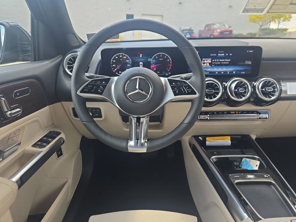 New 2026 Mercedes-Benz GLB 250 4MATIC image 13