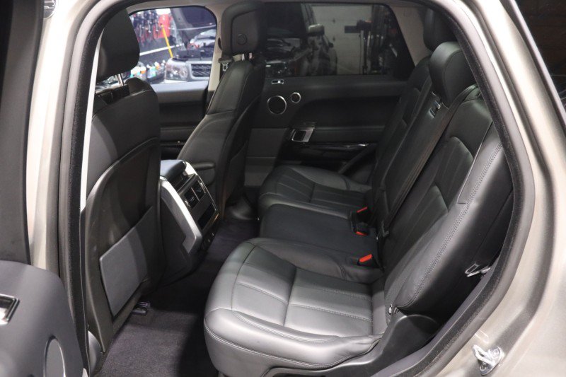 Used 2019 Land Rover Range Rover Sport HSE AWD/4WD image 45