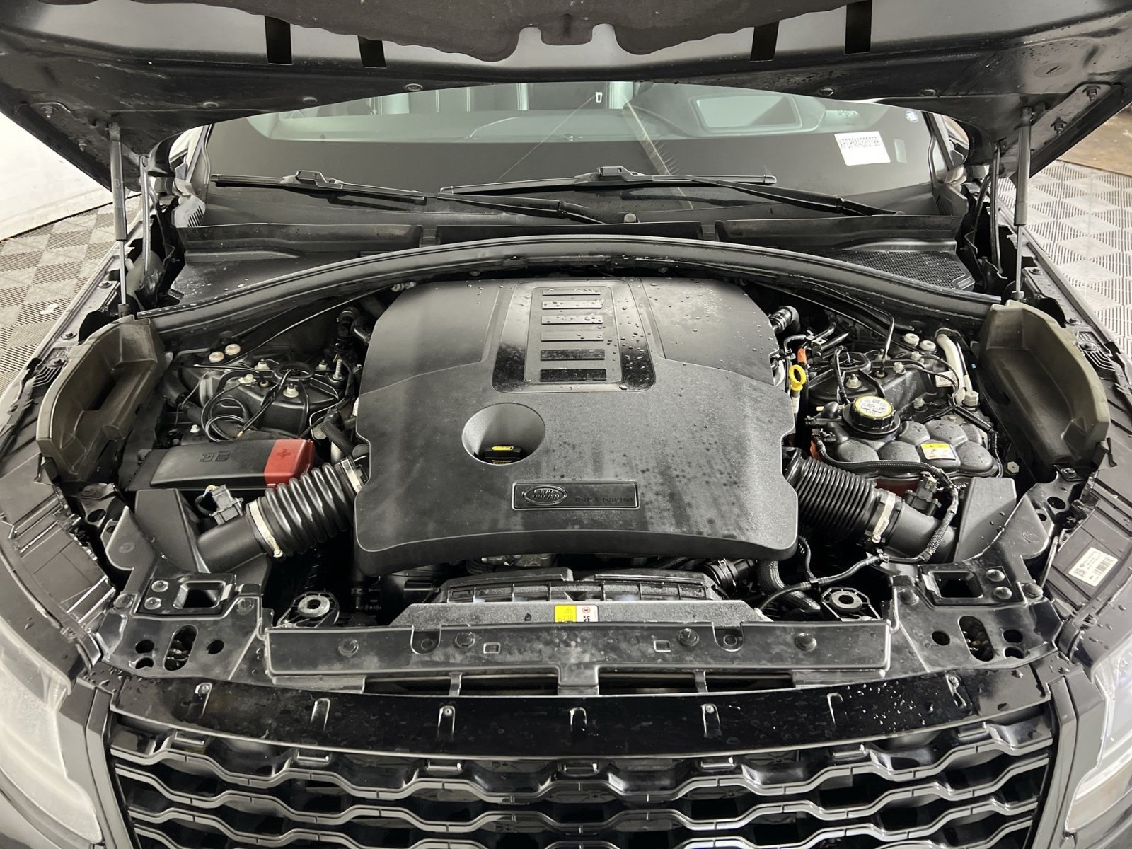 Used 2021 Land Rover Range Rover Velar R-Dynamic S AWD/4WD image 28