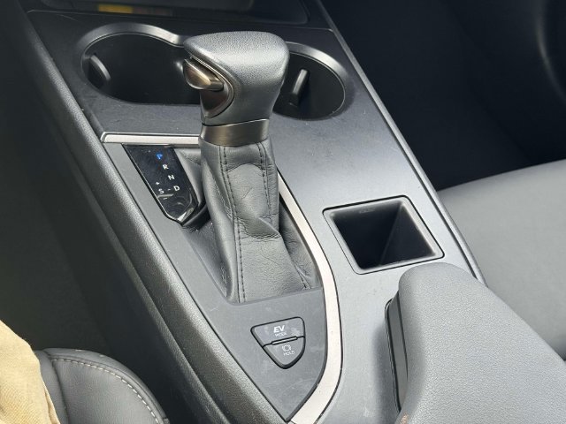 Used 2023 Lexus UX 250h AWD w/ Accessory Package (Z2) image 37