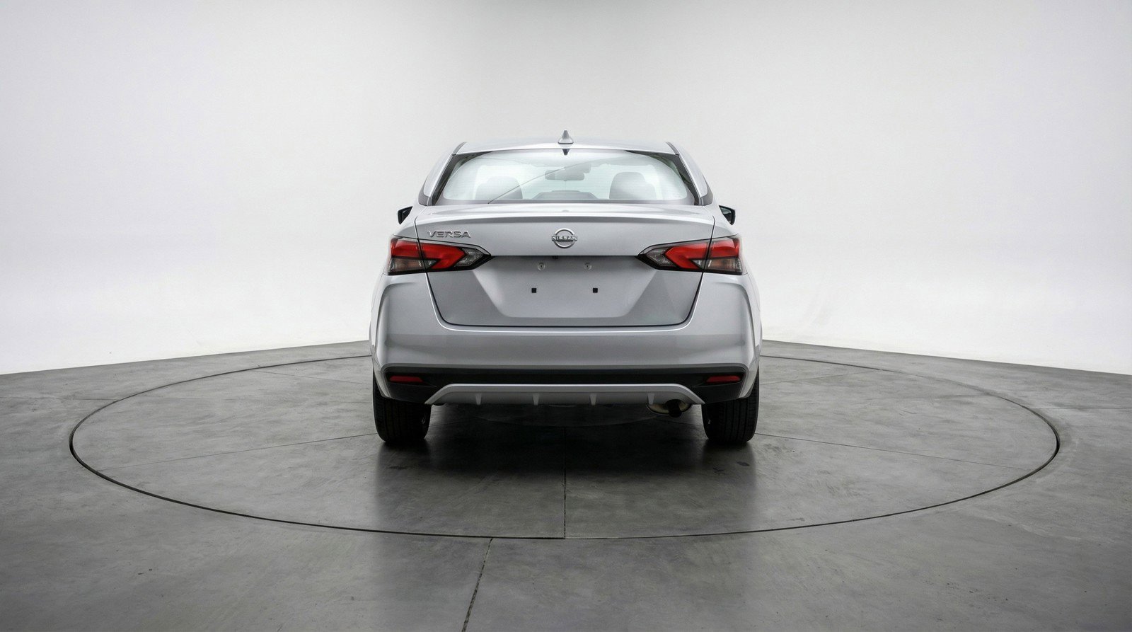Used 2025 Nissan Versa SV FWD image 7