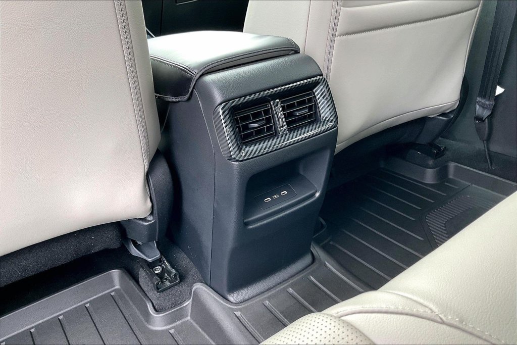 Used 2024 Honda CR-V EX-L image 12