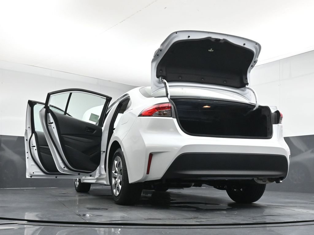 New 2026 Toyota Corolla LE FWD image 40