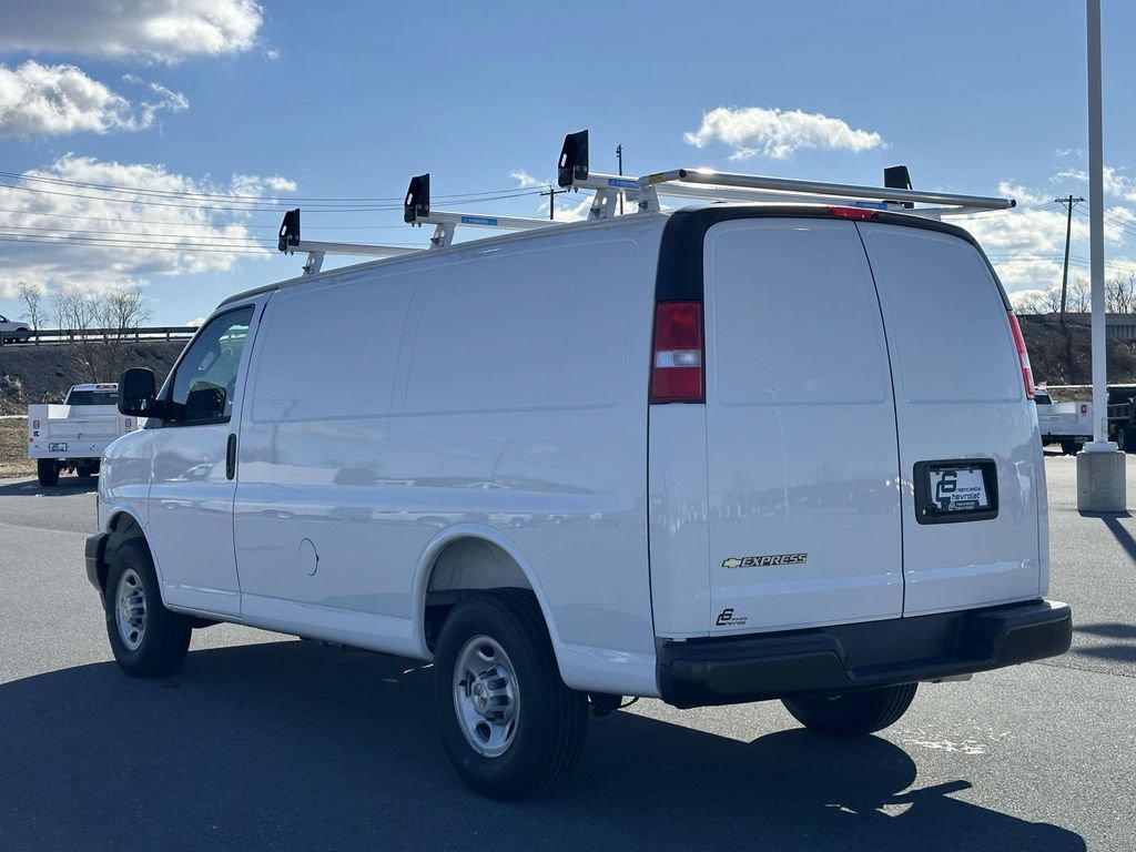 New 2025 Chevrolet Express 2500 w/ Driver Convenience Package RWD image 15