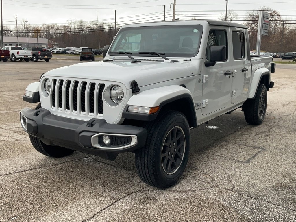 Used 2023 Jeep Gladiator Overland image 3