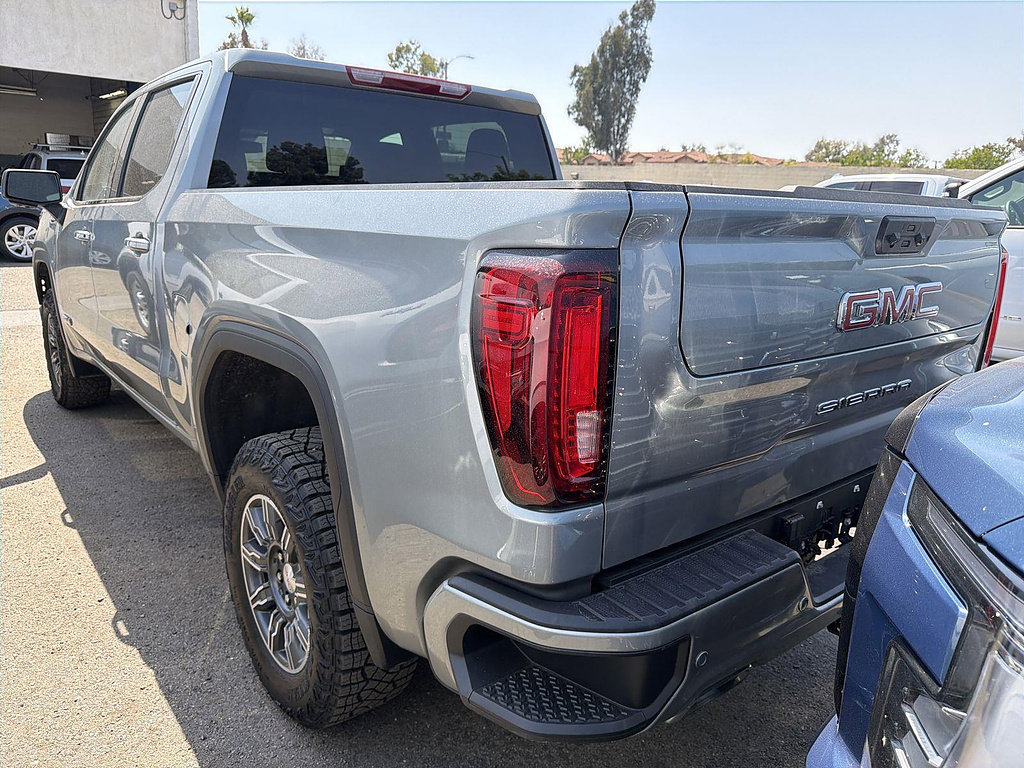 Used 2025 GMC Sierra 1500 AT4 AWD/4WD image 4