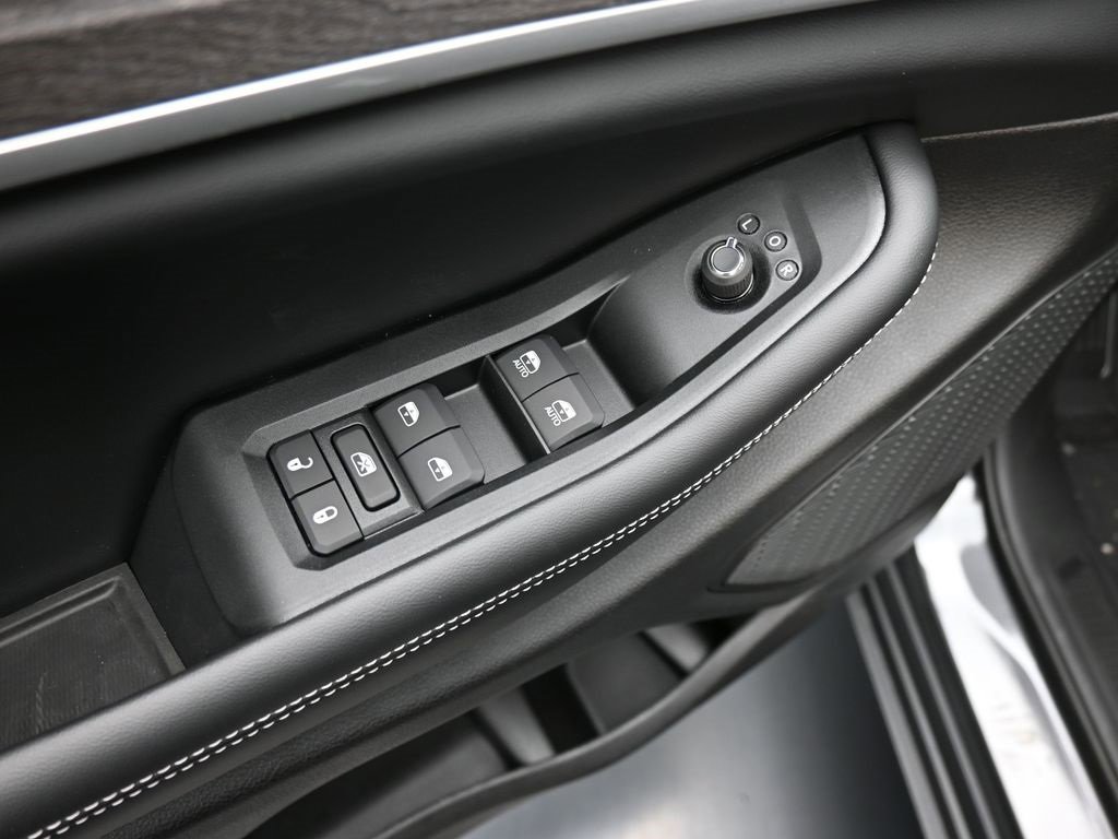 New 2025 Jeep Grand Cherokee Limited image 10