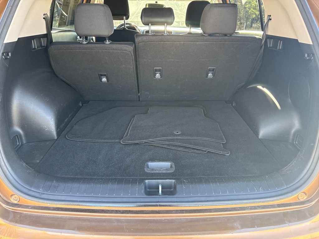 Used 2017 Kia Sportage LX image 27