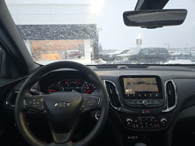 Used 2024 Chevrolet Equinox RS image 32