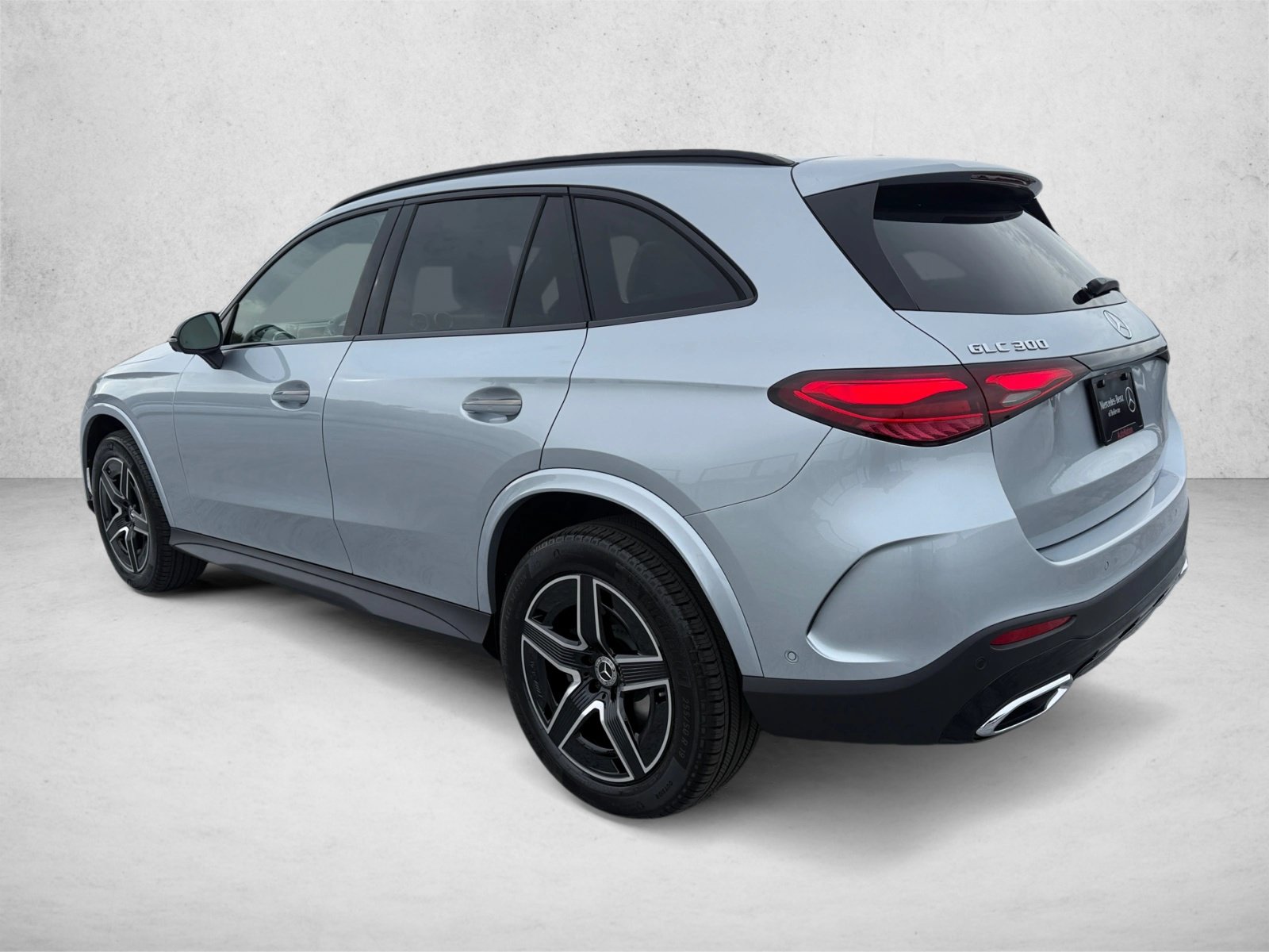 New 2027 Mercedes-Benz GLC 300 4MATIC image 7