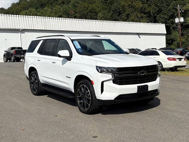 Certified 2022 Chevrolet Tahoe RST w/ Luxury Package image 1
