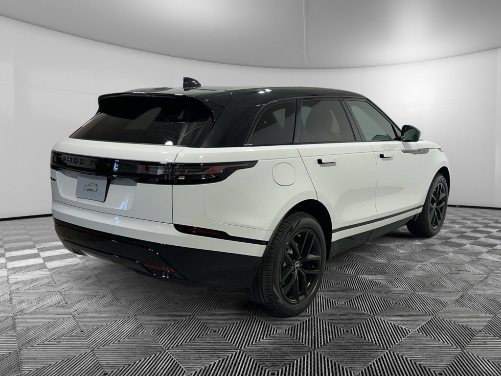 New 2026 Land Rover Range Rover Velar Dynamic SE image 5
