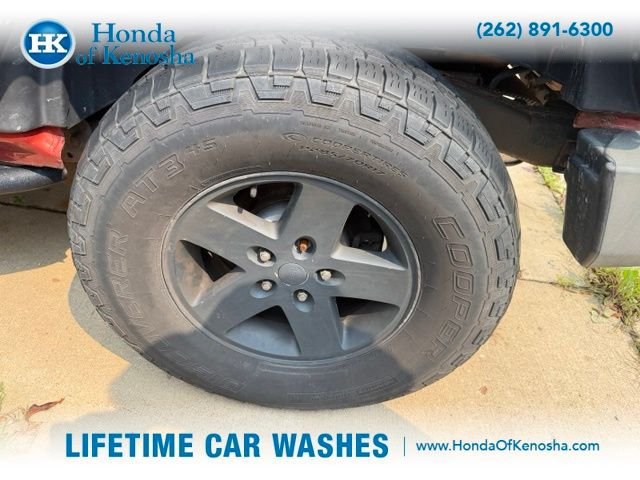 Used 2009 Jeep Wrangler Unlimited X AWD/4WD image 3
