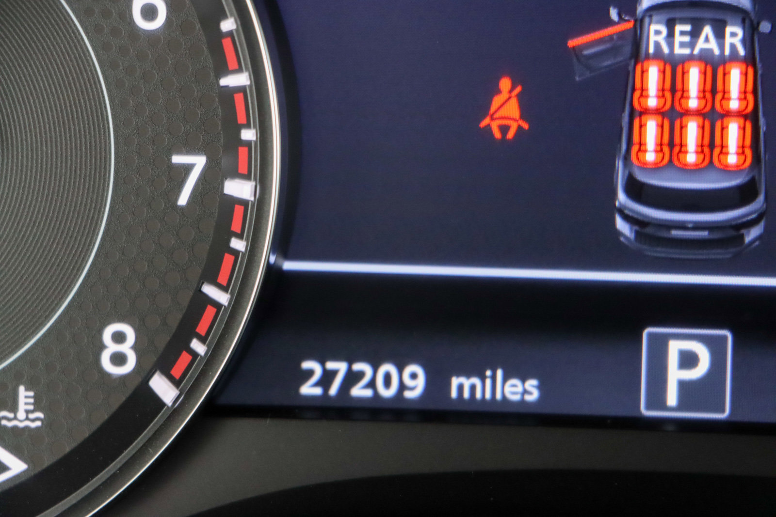 Used 2024 Nissan Armada SL image 17