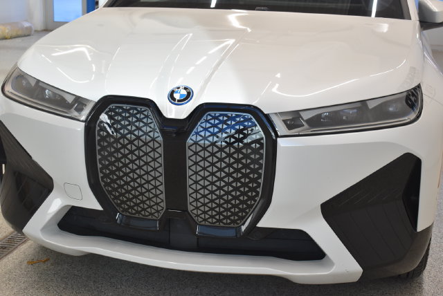 Used 2023 BMW iX M60 w/ Executive Package AWD/4WD image 14