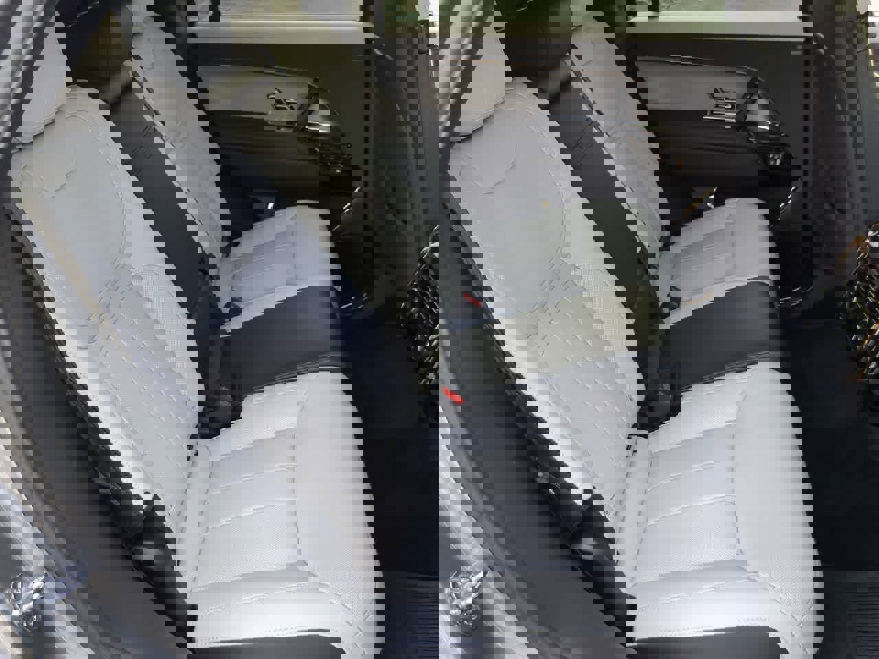 Used 2025 Land Rover Range Rover Sport Dynamic SE image 22