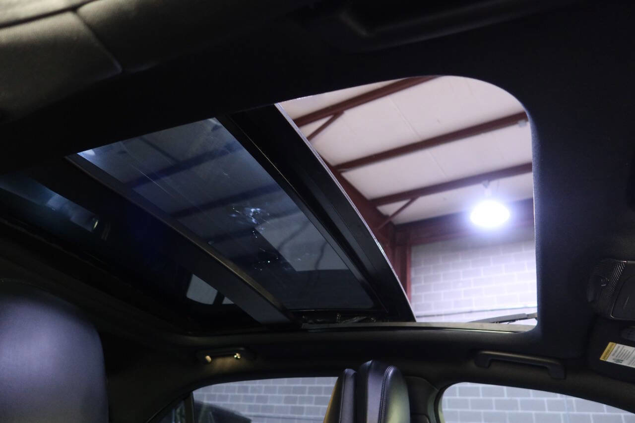 Used 2020 Lincoln Continental Reserve image 38