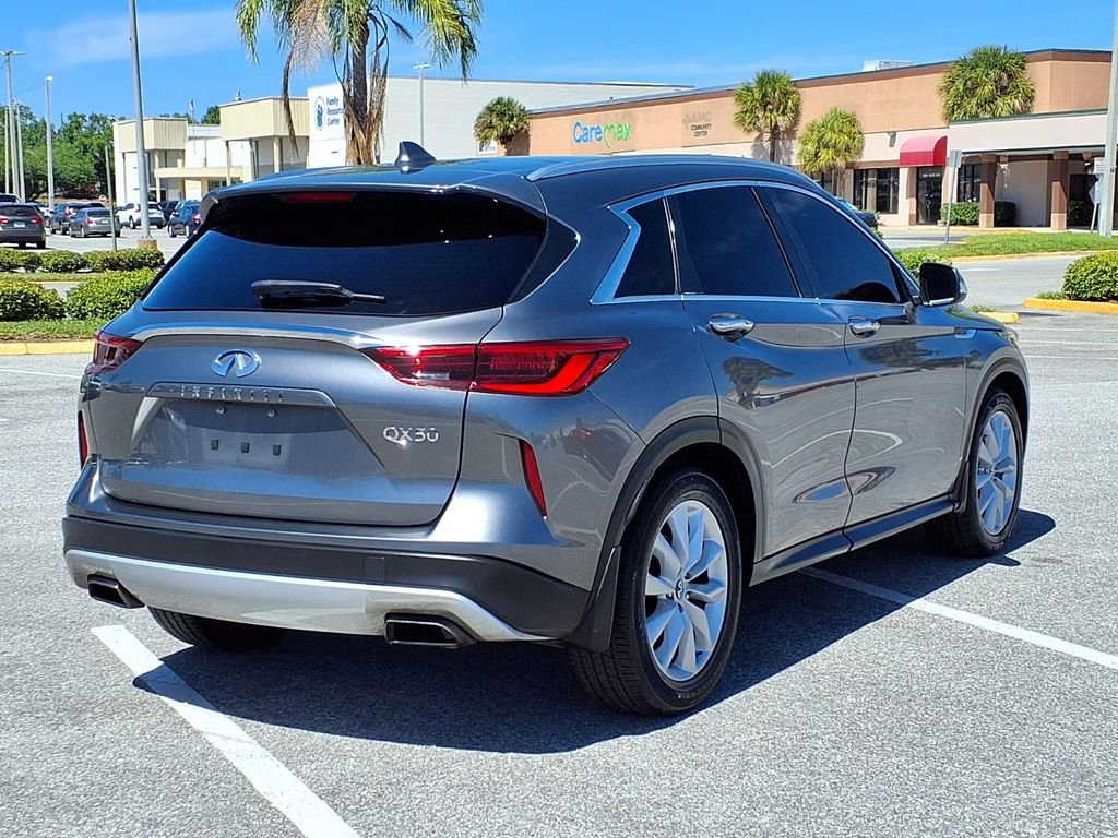 Used 2019 INFINITI QX50 Luxe w/ Cargo Package FWD image 7