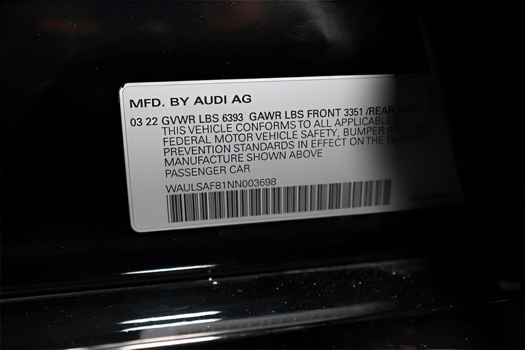 Used 2022 Audi S8 w/ S8 Executive Package image 33