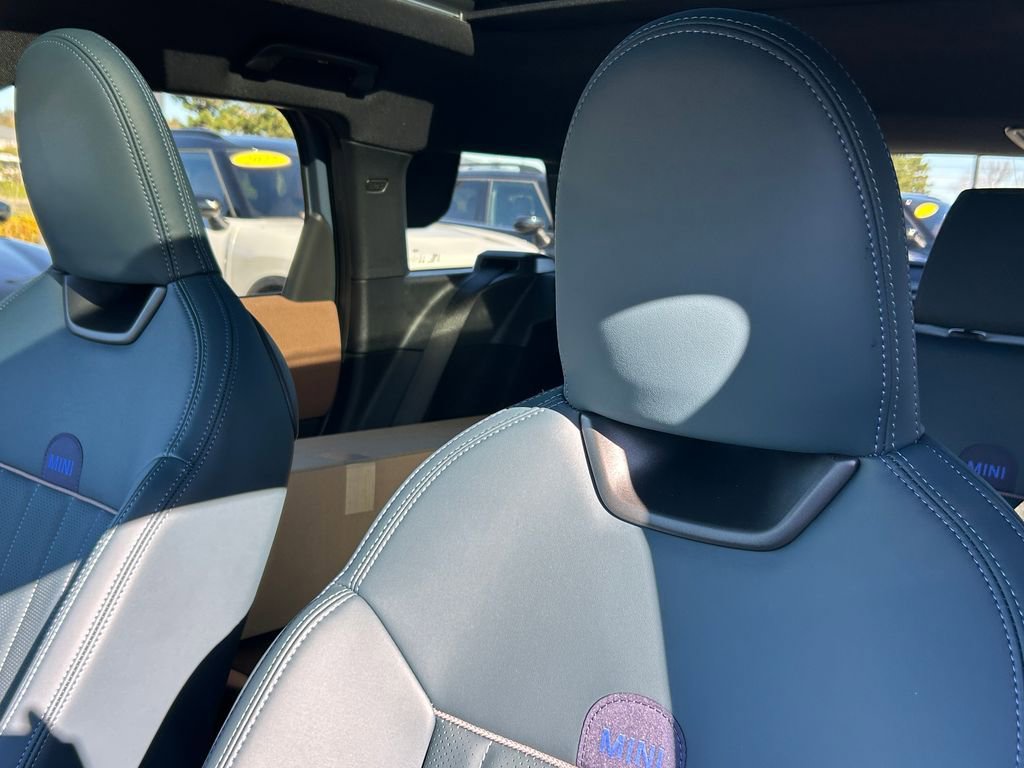 New 2026 MINI Cooper Countryman S w/ Comfort Package Max image 13