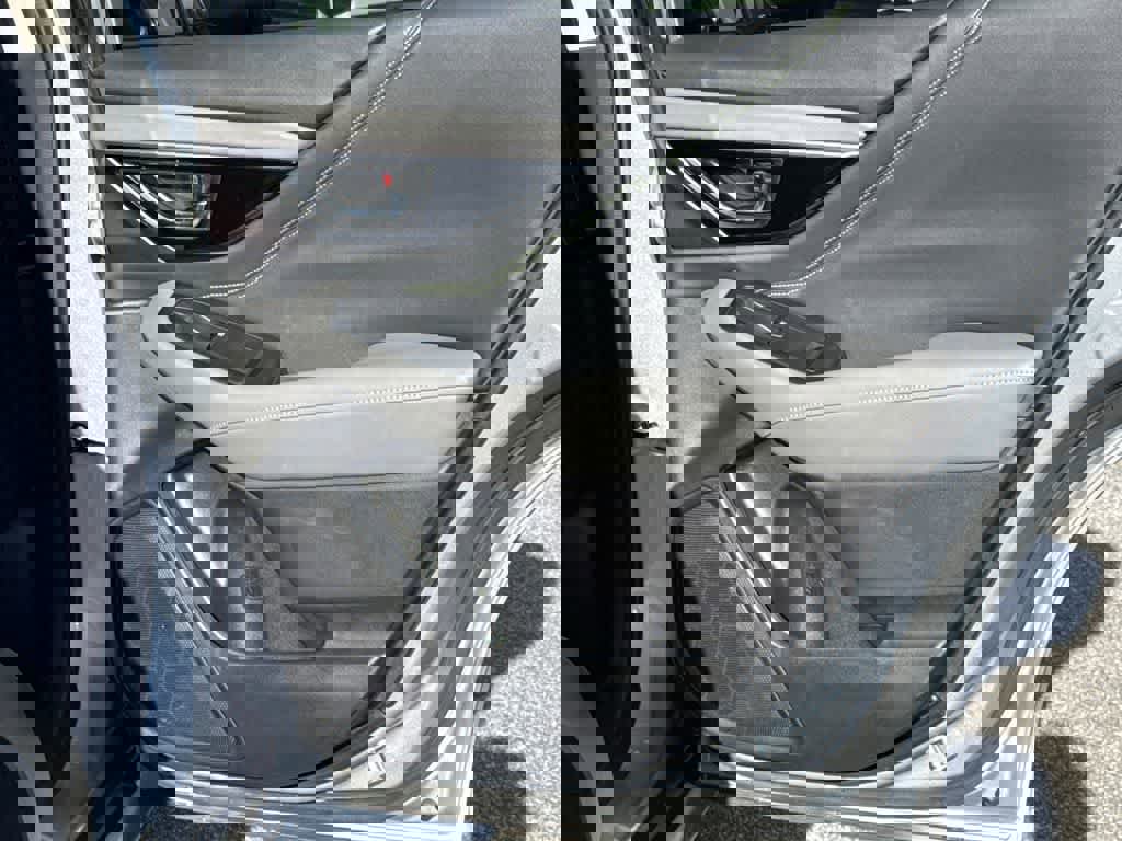 Used 2023 Subaru Outback Onyx Edition image 15