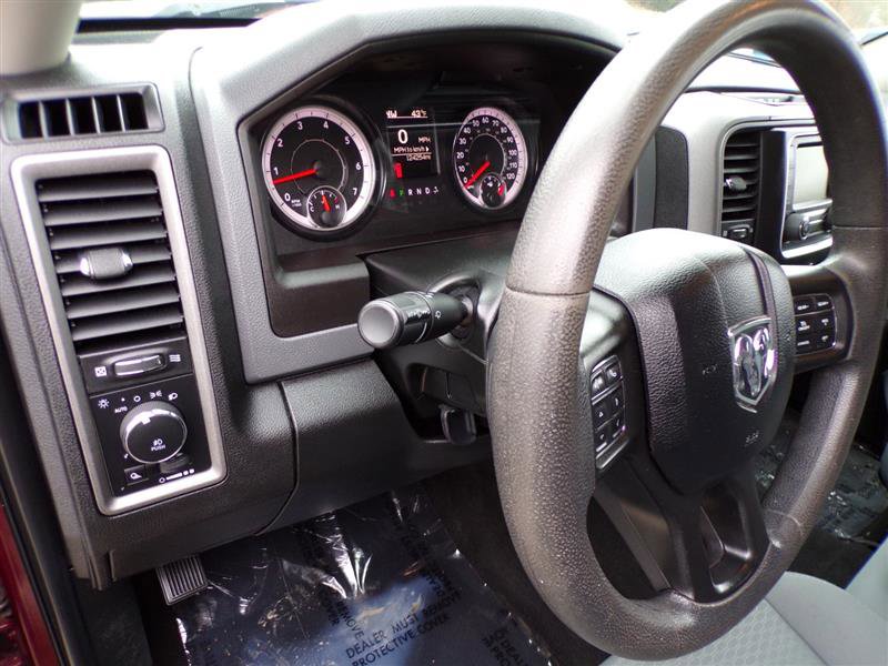 Used 2018 RAM 1500 Express image 33