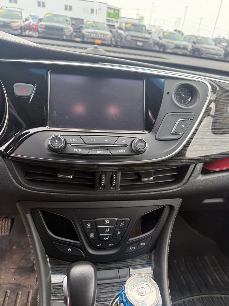 Used 2017 Buick Envision Essence image 12