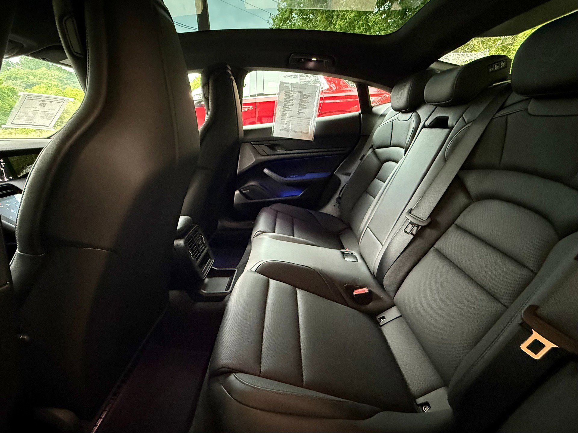 Used 2021 Porsche Taycan RWD image 11