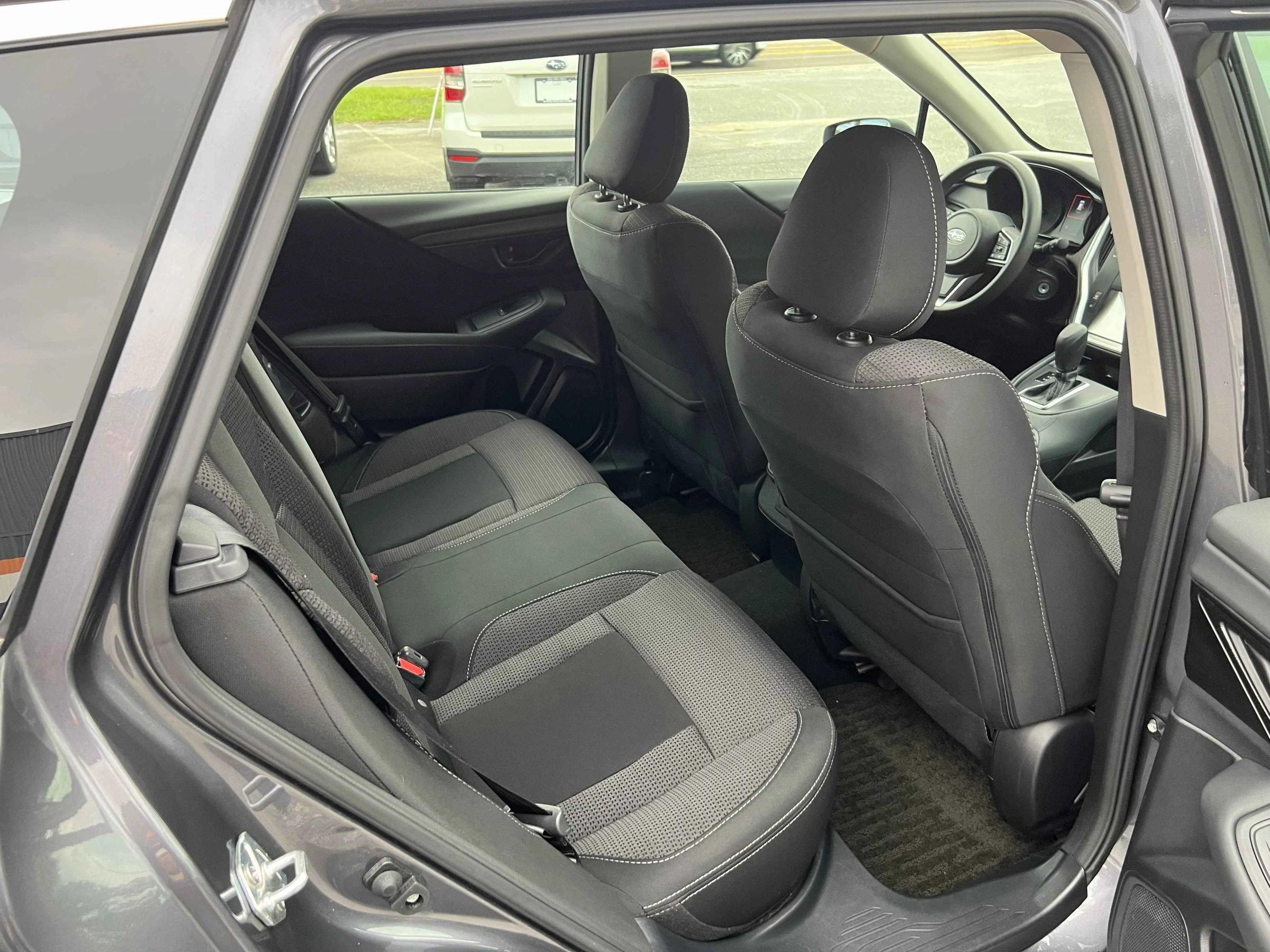 Used 2024 Subaru Outback AWD/4WD image 16