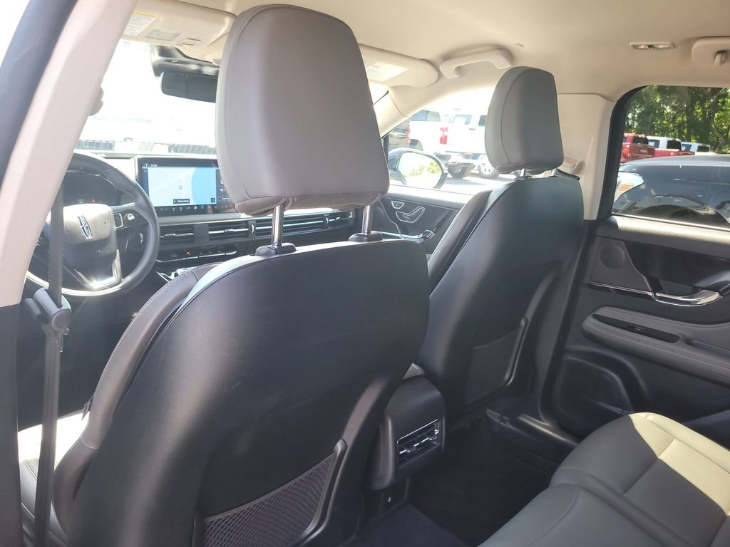 Used 2024 Lincoln Corsair FWD image 10