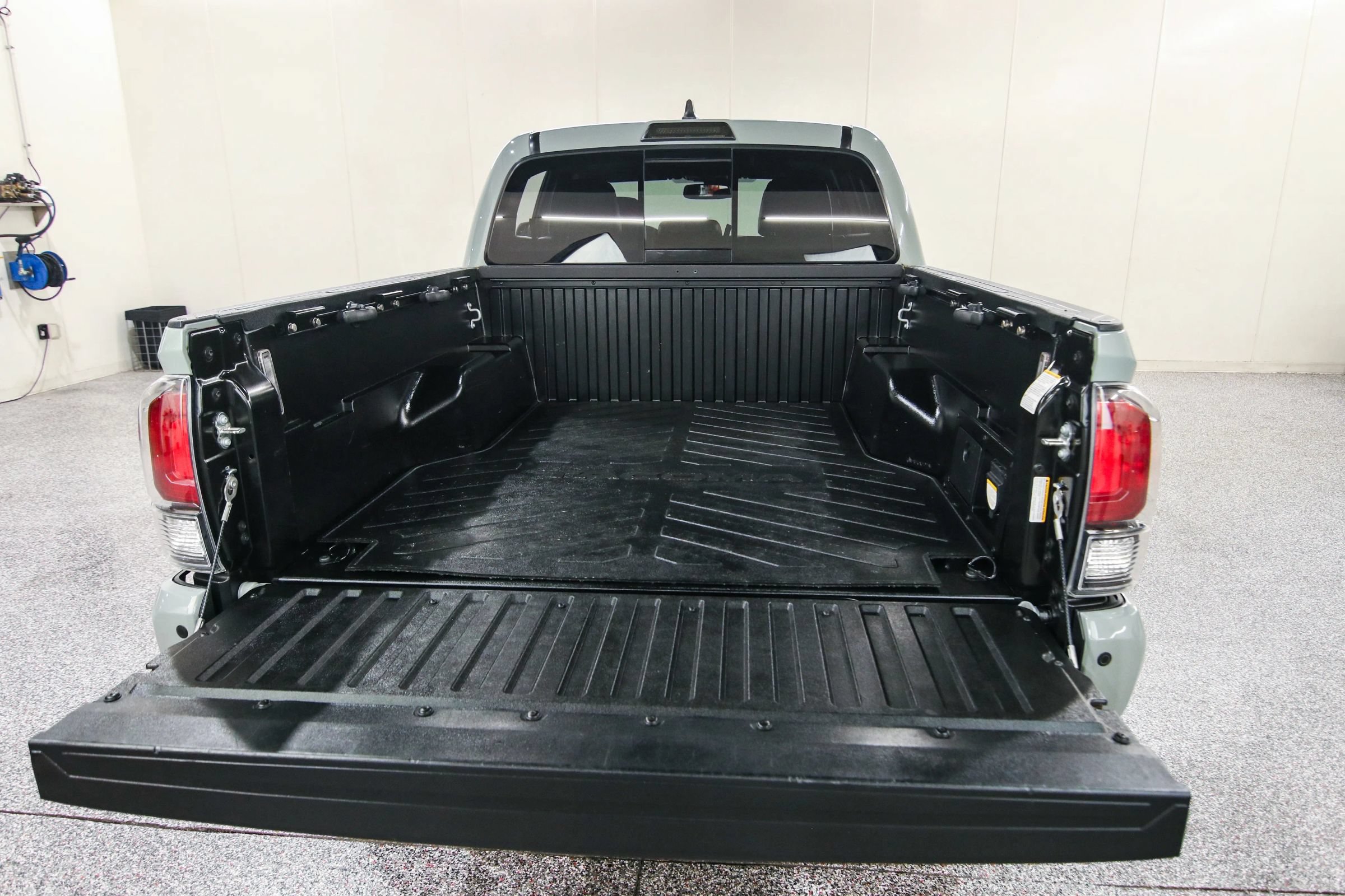Used 2021 Toyota Tacoma TRD Pro AWD/4WD image 33