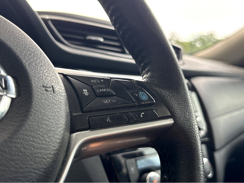 Used 2020 Nissan Rogue SL w/ Premium Package FWD image 19
