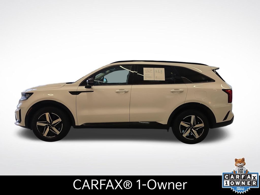Certified 2023 Kia Sorento S w/ Panoramic Sunroof Package FWD image 2