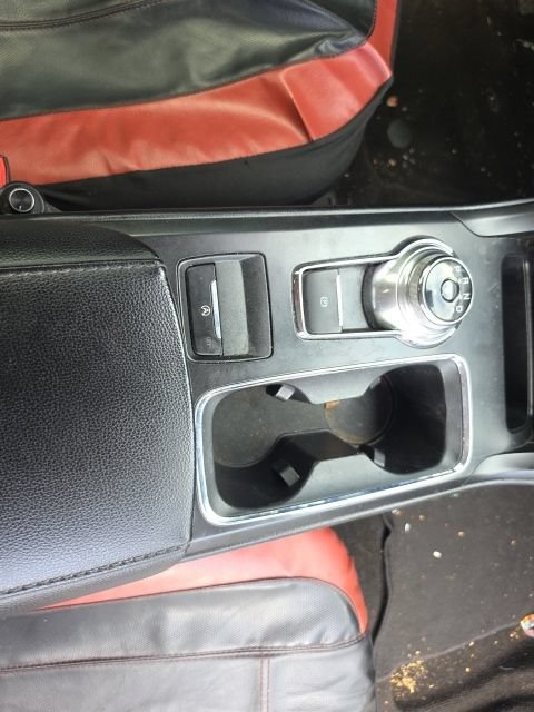 Used 2019 Ford Fusion SE w/ Equipment Group 151A FWD image 17