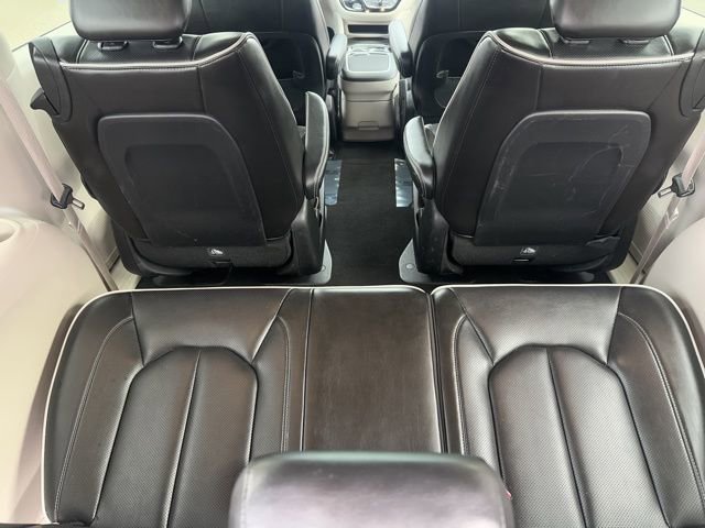 Certified 2023 Chrysler Pacifica Limited image 32