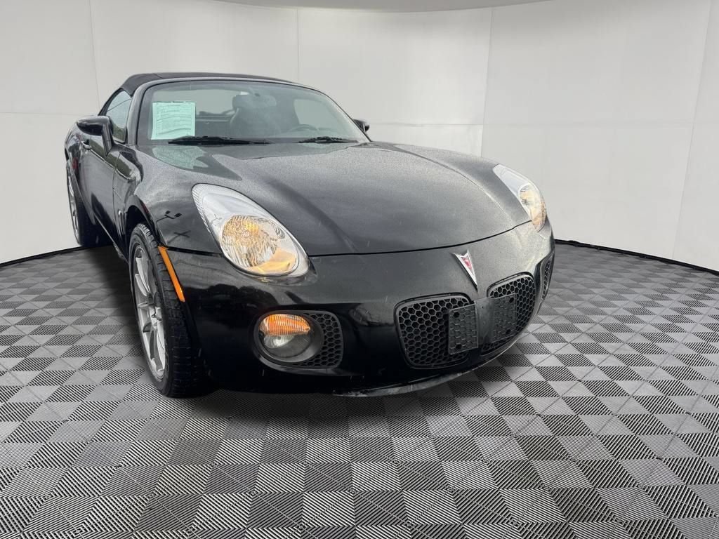 Used 2007 Pontiac Solstice GXP w/ Premium Package RWD image 8